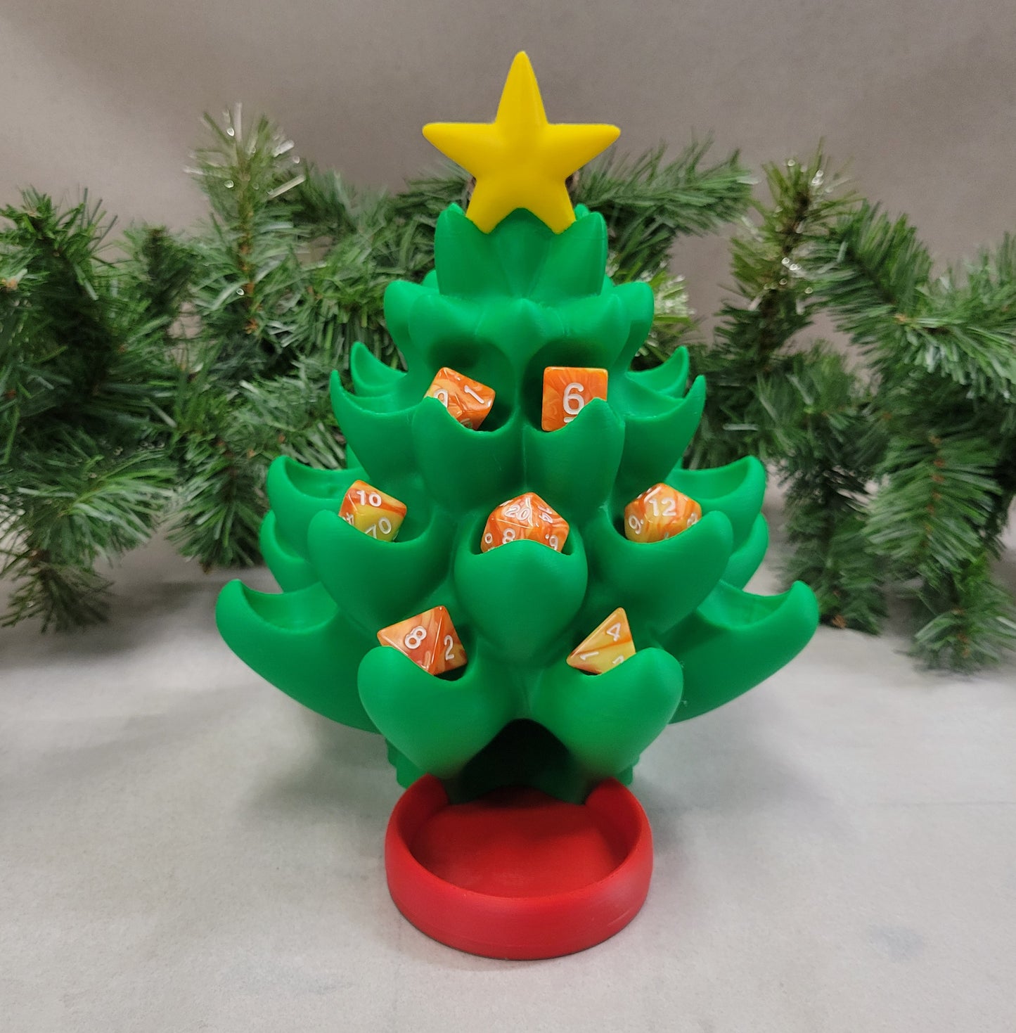 Christmas Tree Dice Tower & Display – Festive Dice Holder for DnD and Holiday-Themed Campaigns