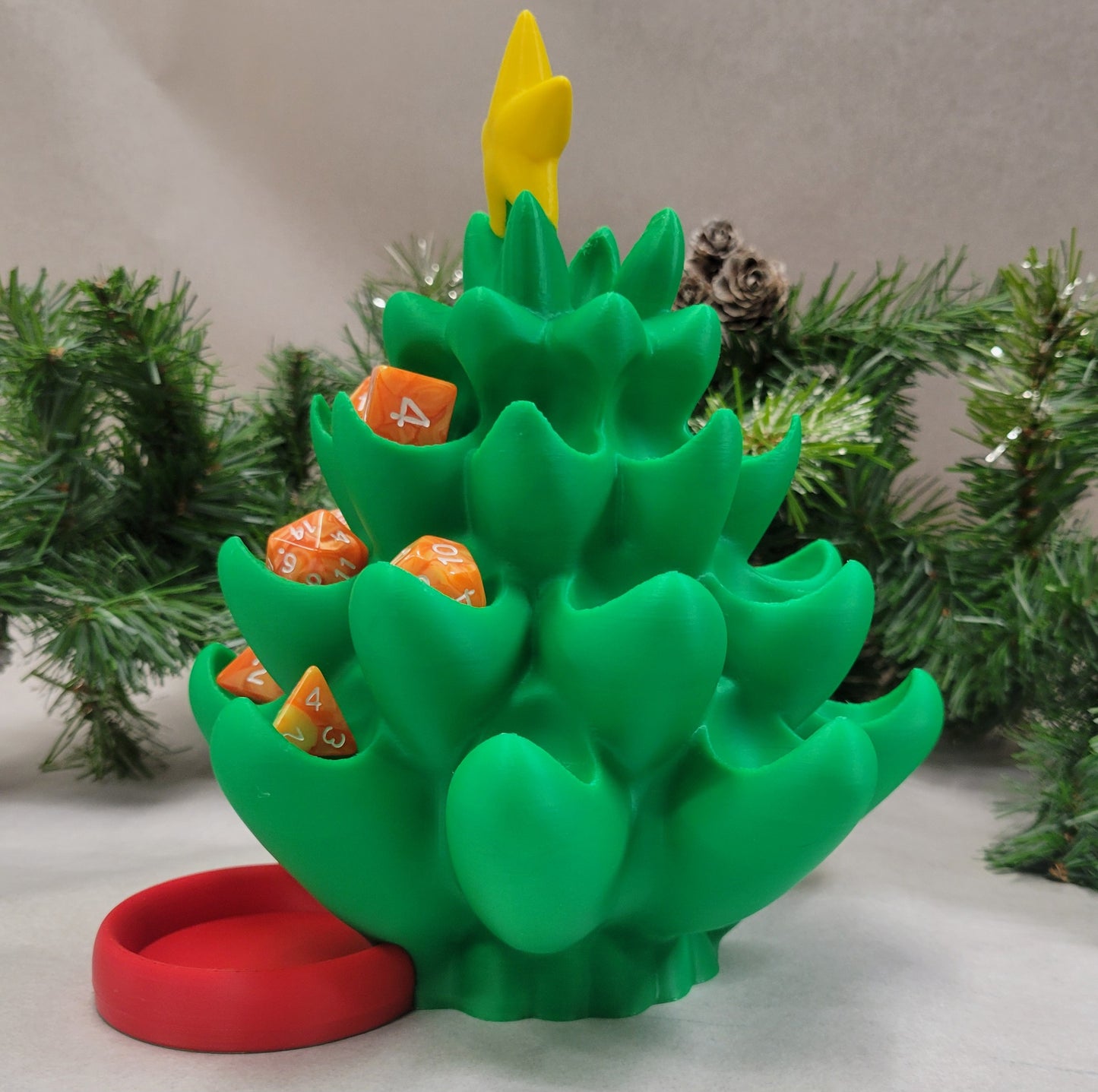 Christmas Tree Dice Tower & Display – Festive Dice Holder for DnD and Holiday-Themed Campaigns