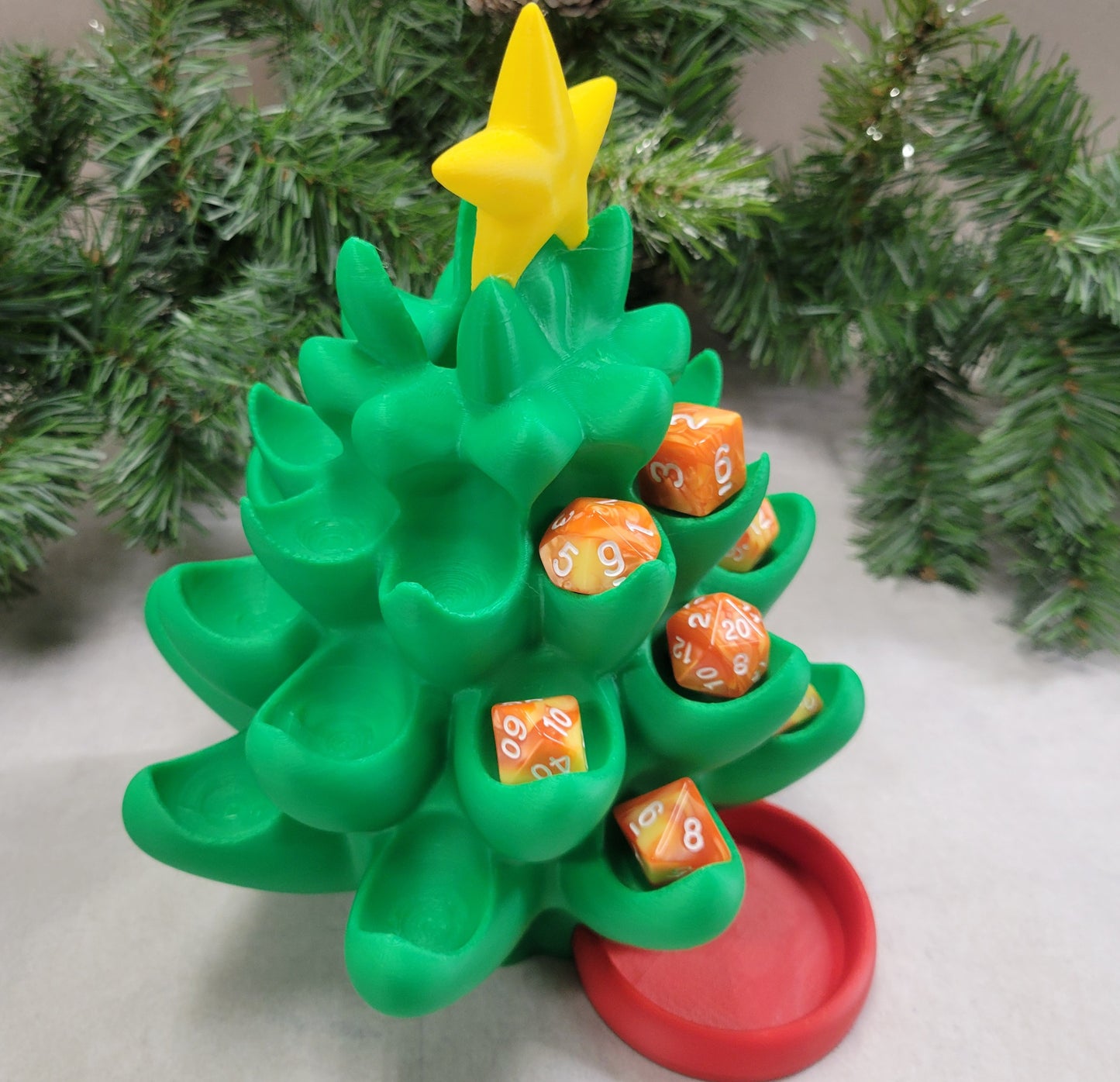 Christmas Tree Dice Tower & Display – Festive Dice Holder for DnD and Holiday-Themed Campaigns